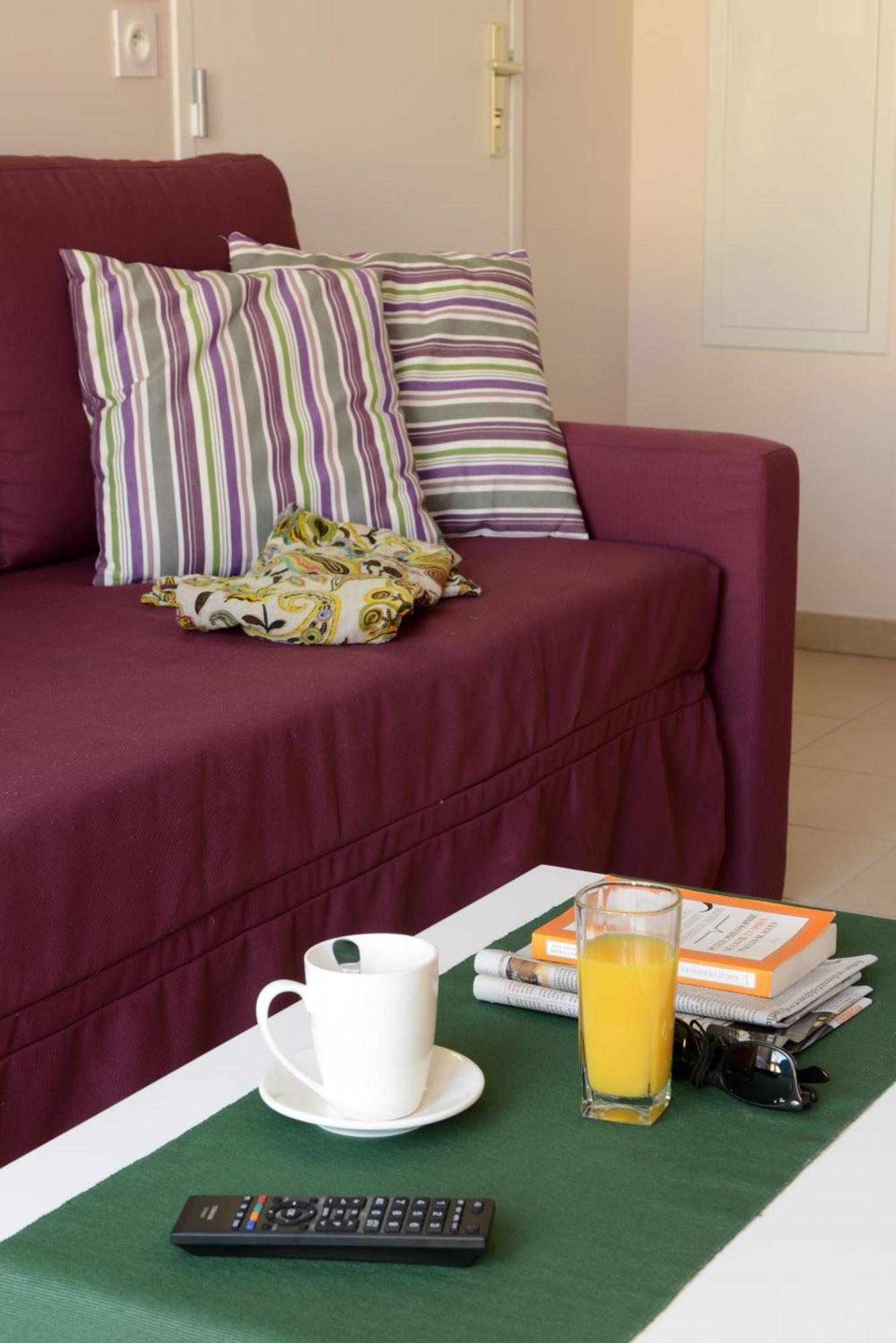 Residence Odalys Le Mas Des Alpilles Paradou Bilik gambar