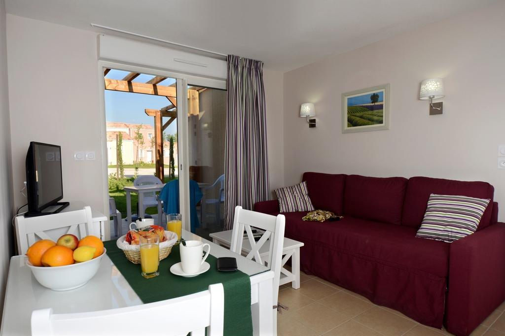Residence Odalys Le Mas Des Alpilles Paradou Luaran gambar